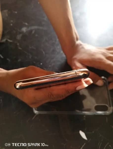 xs max 1
