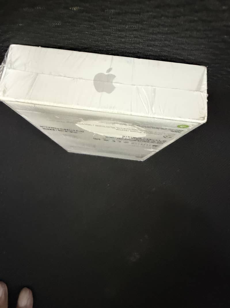 Iphone 17 pro max 1
