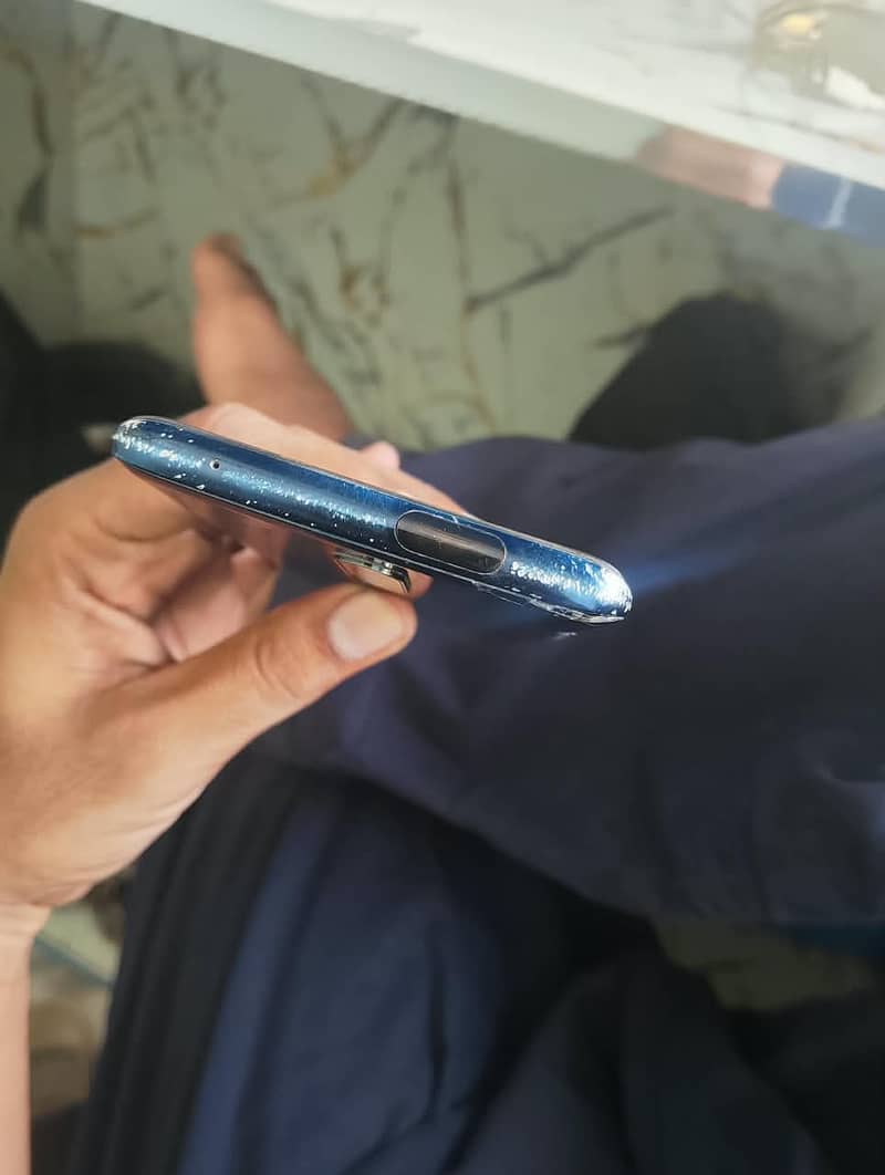 One Plus 7 Pro 3