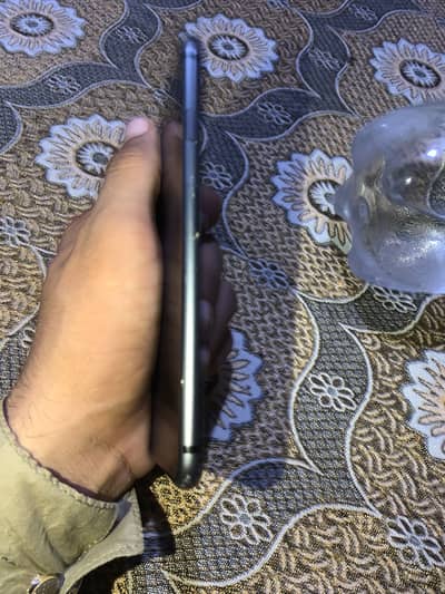 Apple iPhone 8
