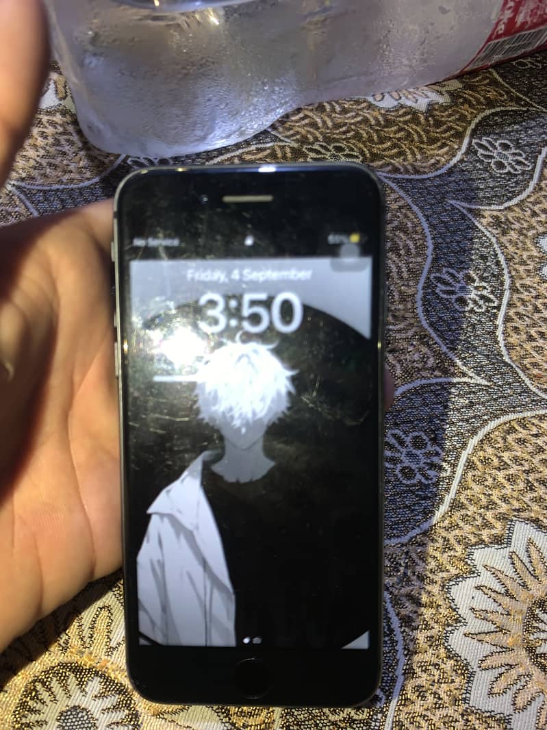 Apple iPhone 8 4