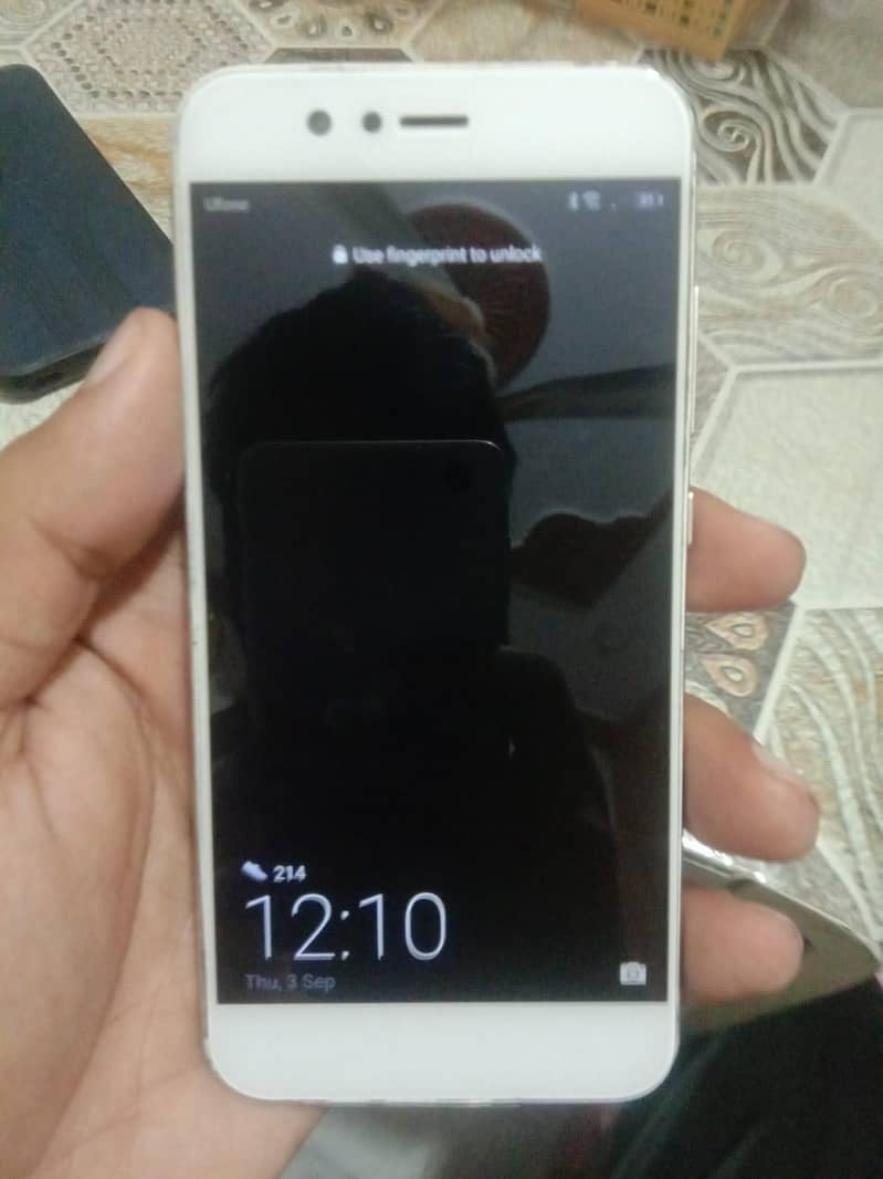 Huawei Nova 2 1