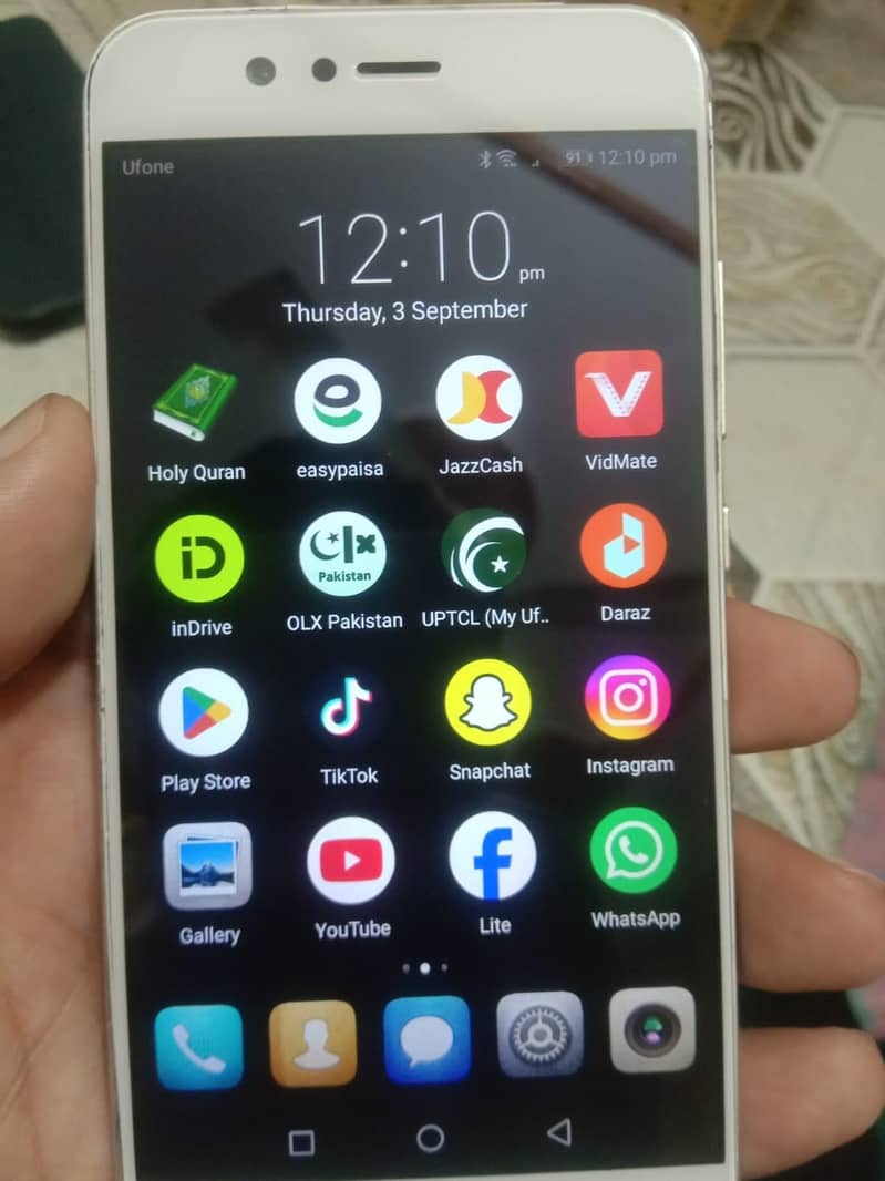 Huawei Nova 2 3
