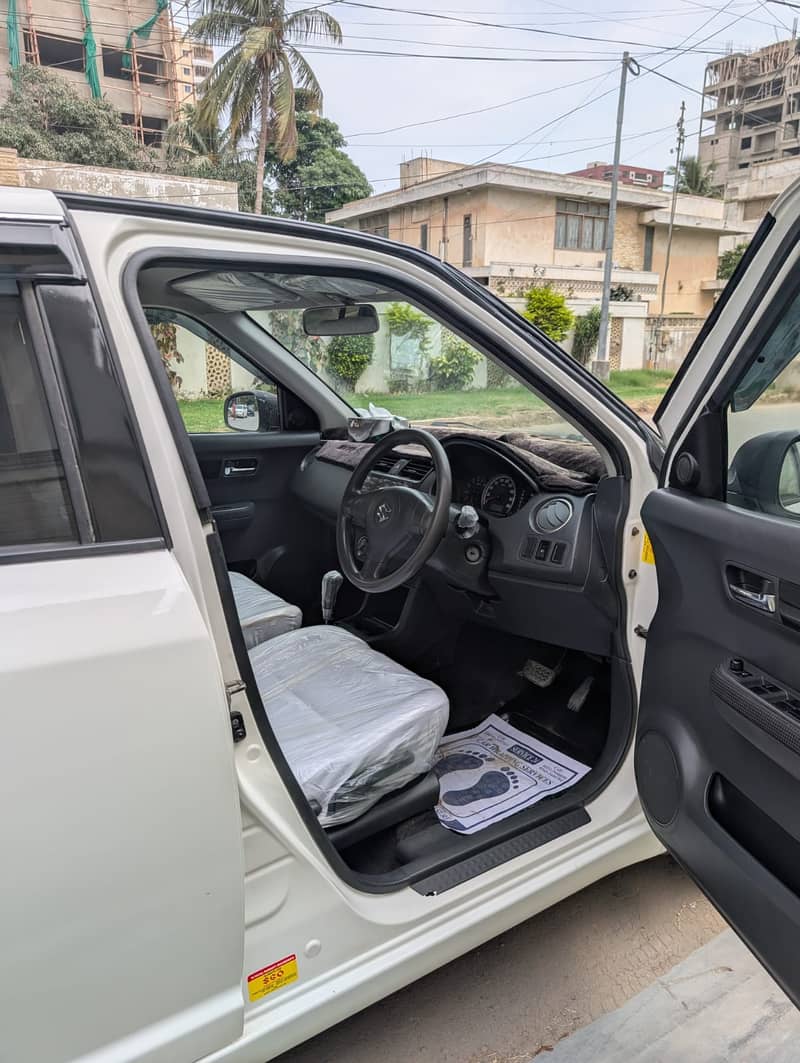 Suzuki Swift Model 2011(Automatic) 8