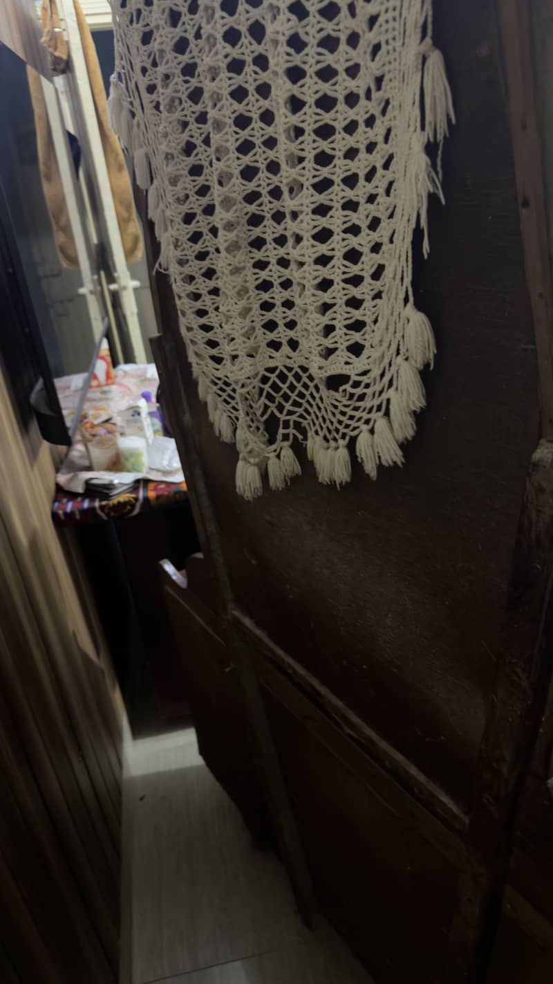 Old style mirror 1