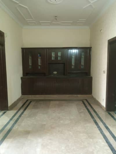 Uper portion for Rent