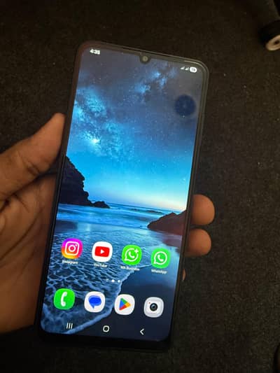 Samsung Mobile A06