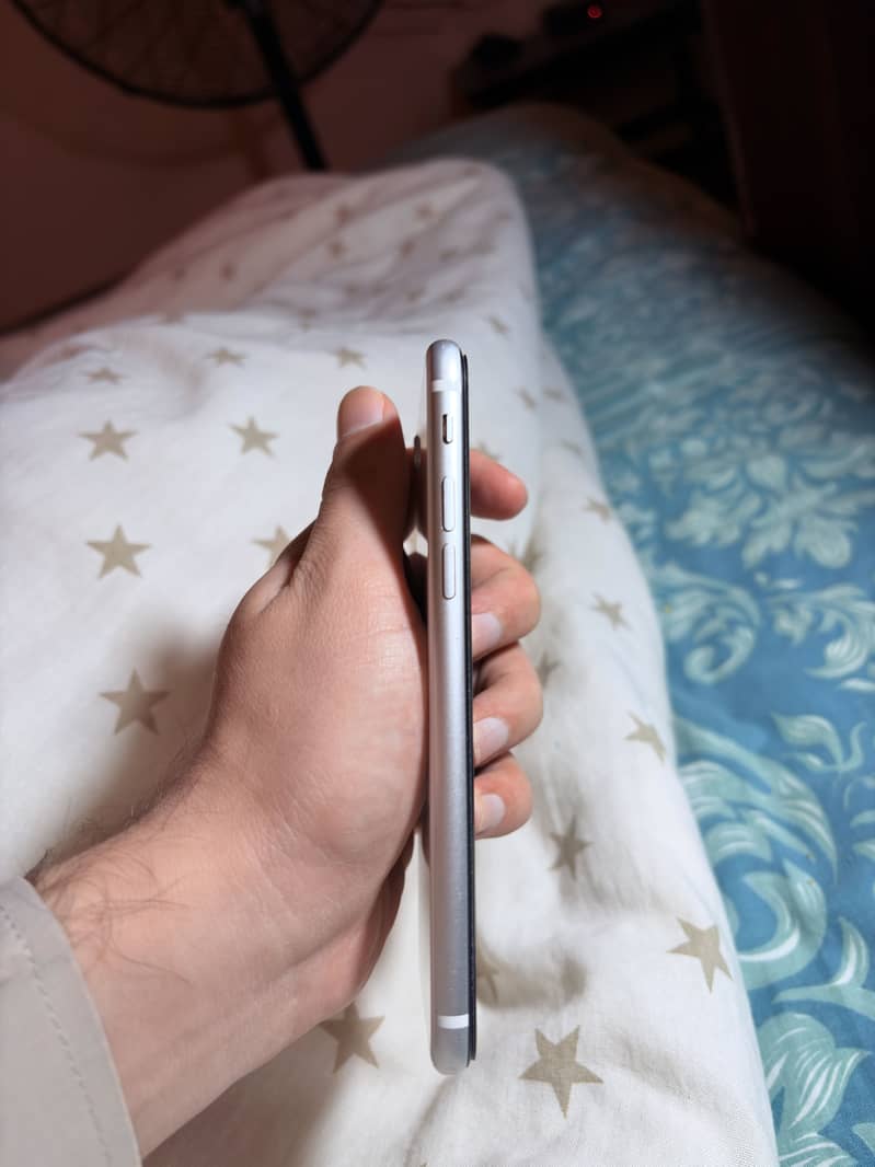 Apple iPhone SE 2