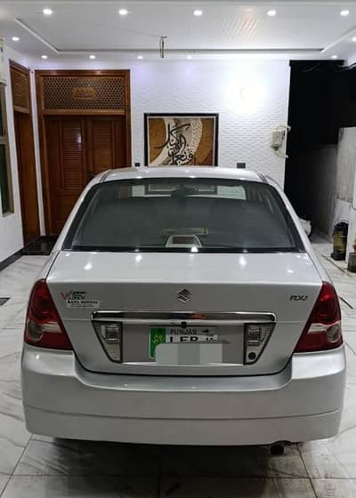 Suzuki Liana 2012