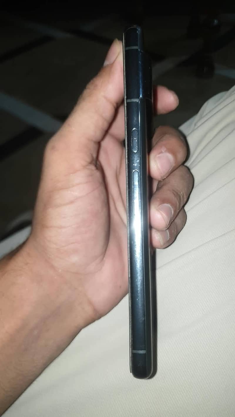 Google Pixel 8 Pro 3