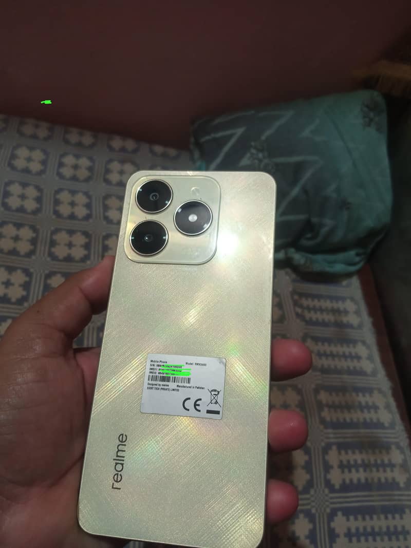 Realme C61 0