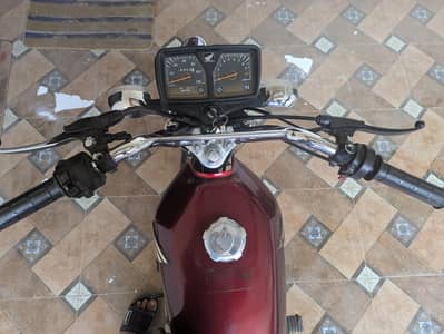 Honda CG 125 Self Start 2025 | 16k Driven | Biometric Available