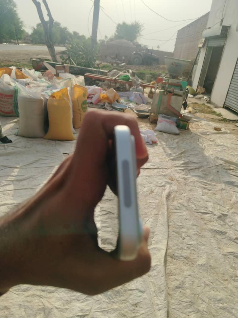 Apple iPhone 17 Pro Max 8