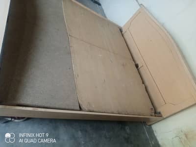 King Full size Used wooden bed