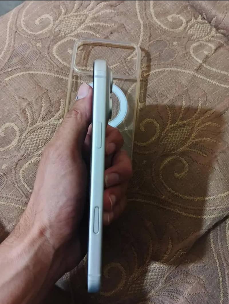 Apple iPhone 17 Pro Max 2