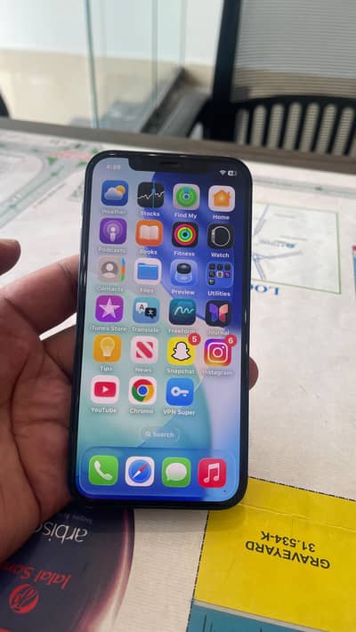 Apple iPhone 12