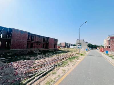 5.5 Marla Plot , Registry, all dues clear Available For Sale all dues In Etihad Town Phase 1, Lahore