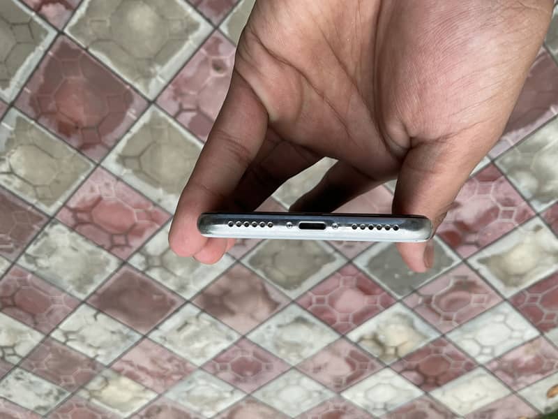 Apple iPhone X 0