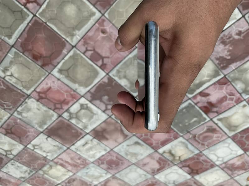Apple iPhone X 1