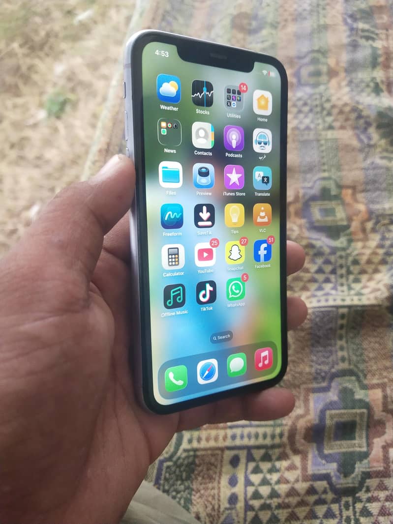 Apple iPhone 11 5