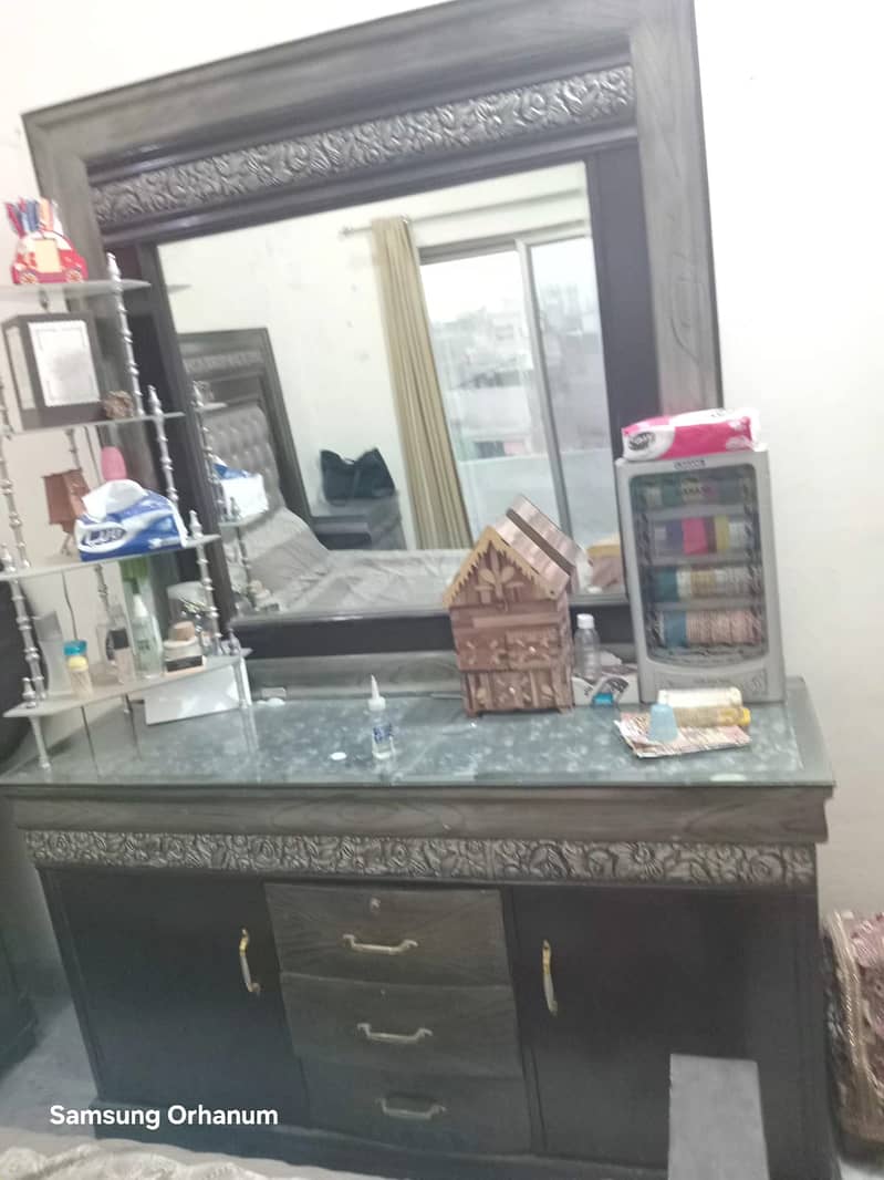 Wardrobe & Dressing 1
