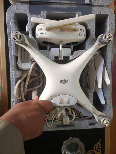 Dji phantom 4 pro combo Drone for sale