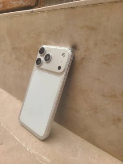 Iphone xr Convert 17 Pro