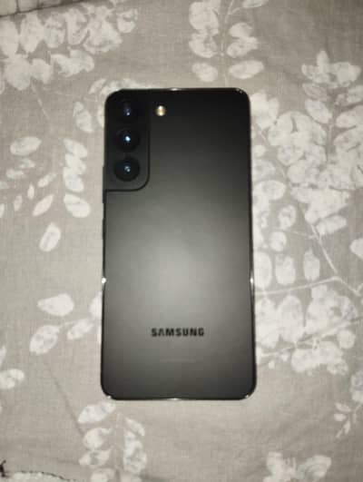 Samsung Mobile S22