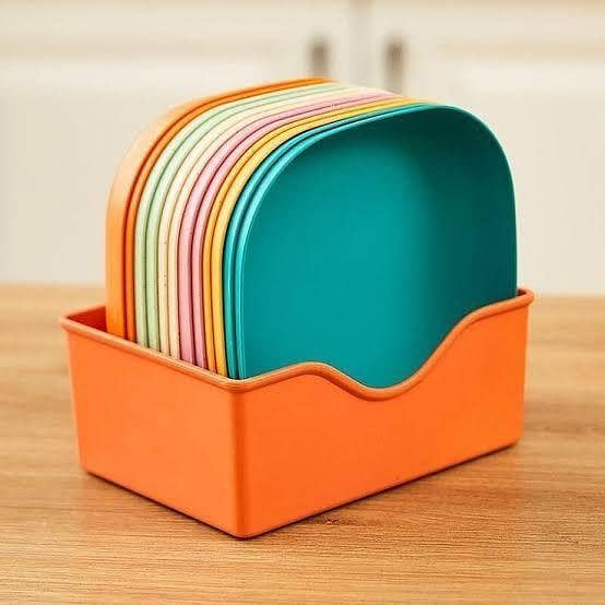 10 Pcs Plastic Plates with Stand – High Quality Durable Plates Set for Home & Kitchen Dining