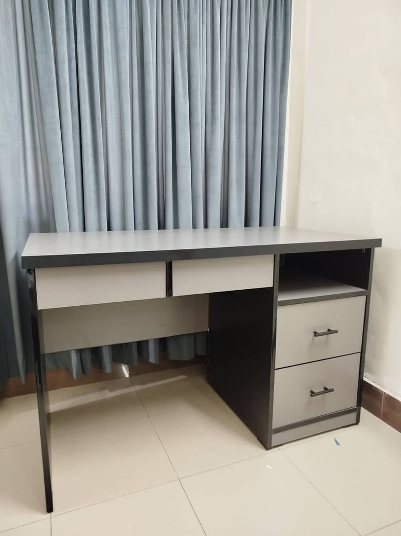 Computer Table /Study Table/ Office Table / Gaming Table (Grey/Black) 1