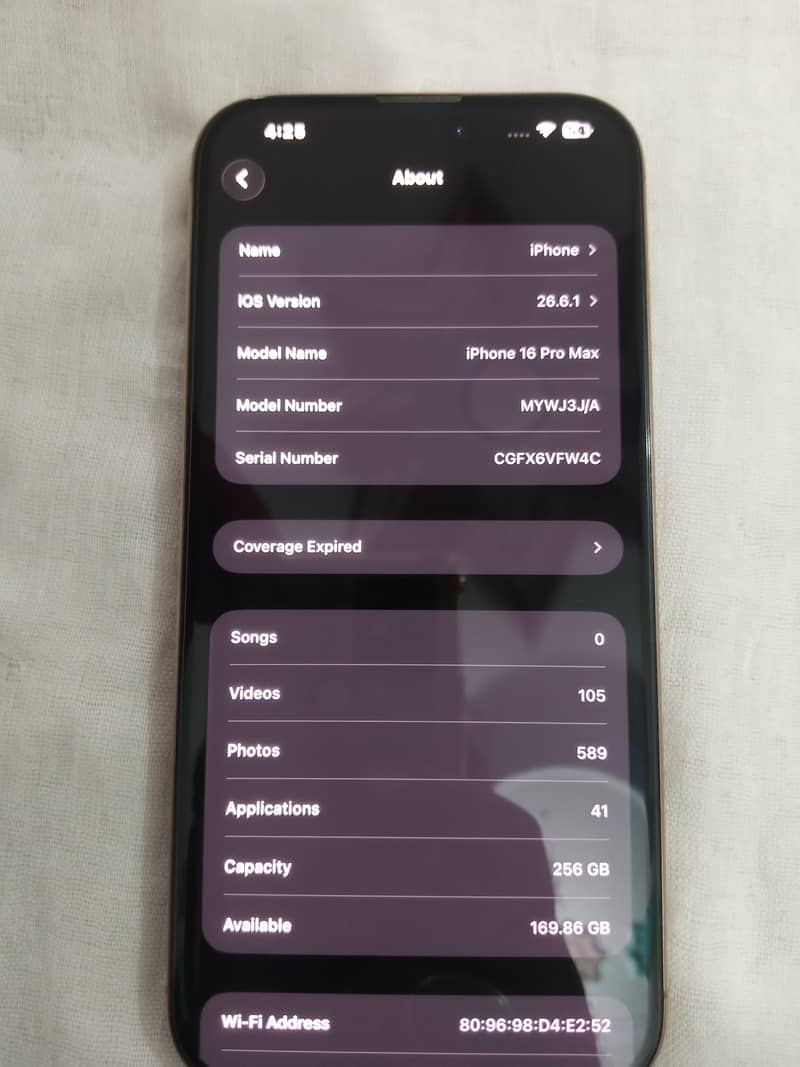 Apple iPhone 16 Pro Max 4