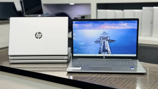HP 17-Cn | Intel Core 5 120 | 16 GB DDR5 | 512 Nvme | Open Box Laptop