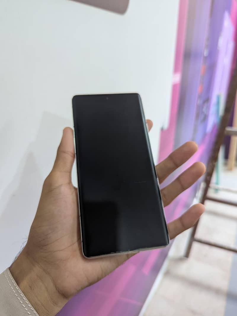Google Pixel 7 Pro 6
