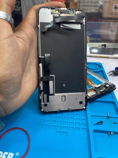 Professional Mobile Repairing – iPhone & Android