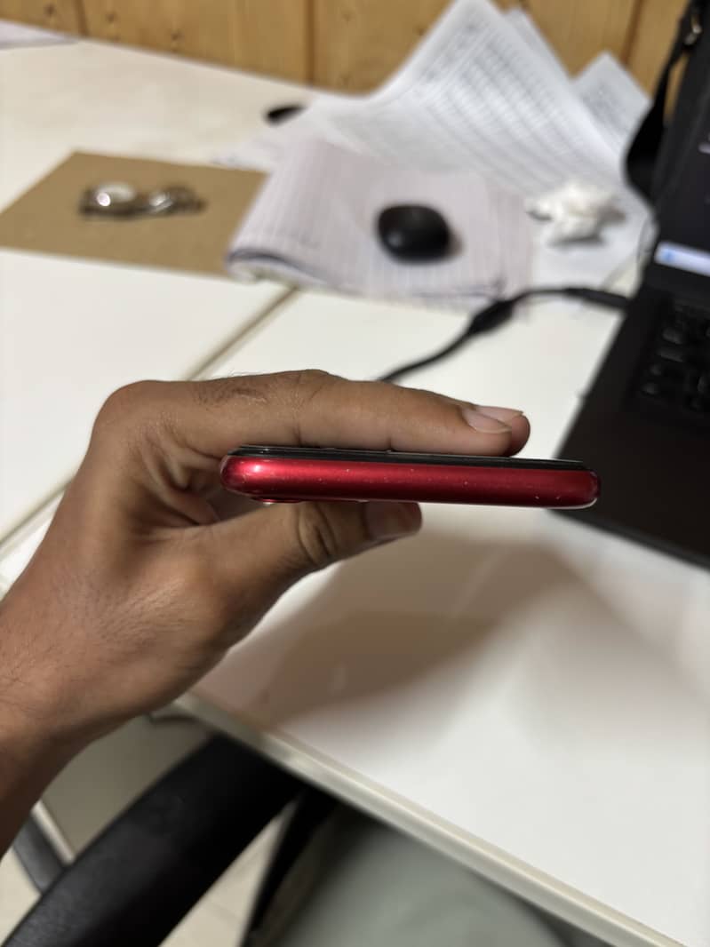 Apple iPhone 11 3