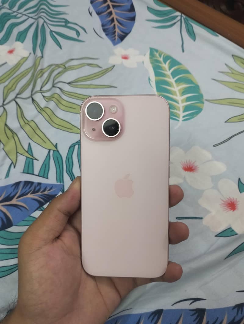Apple iPhone 15 1