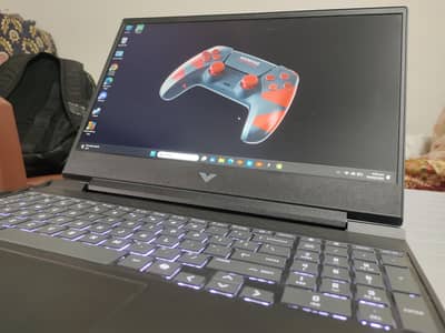 HP Victus