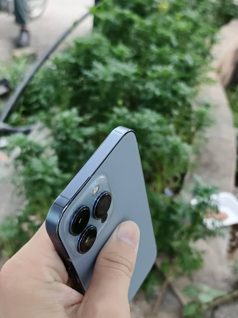 Apple iPhone 13 Pro 5
