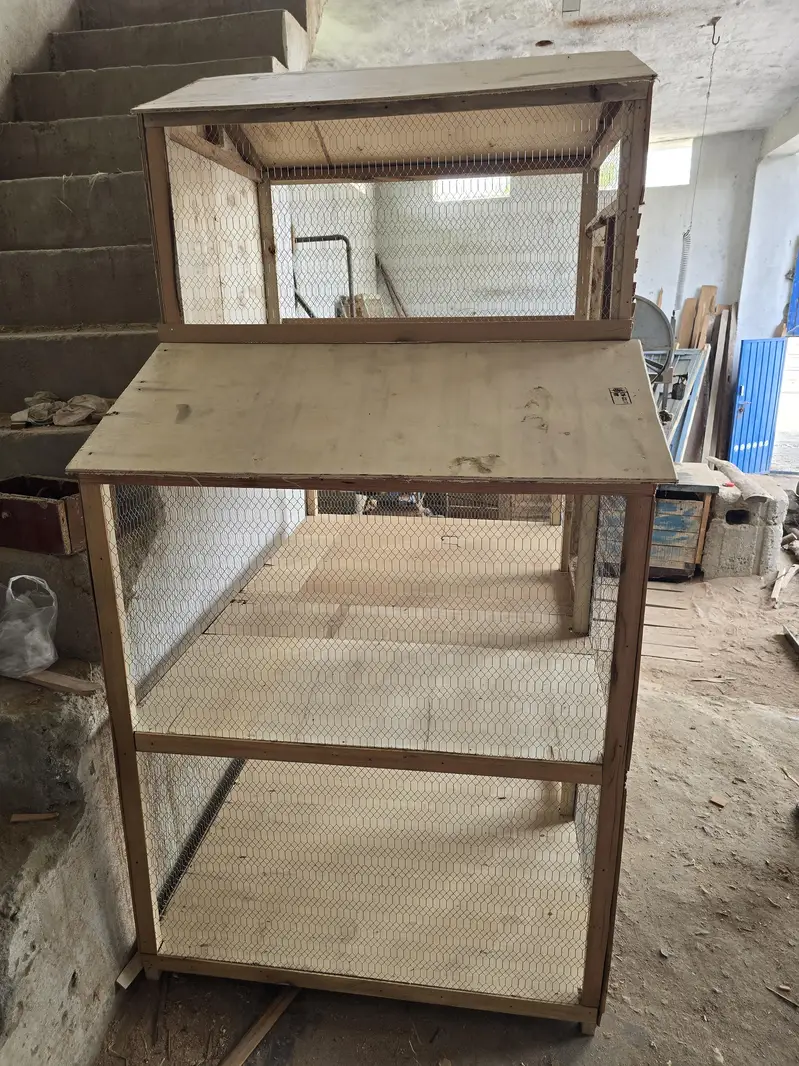 wooden cage high quality size 5x3x6.2ft — photo 5