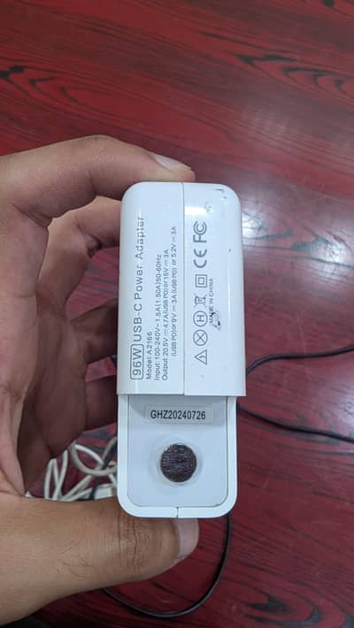 MacBook charger original