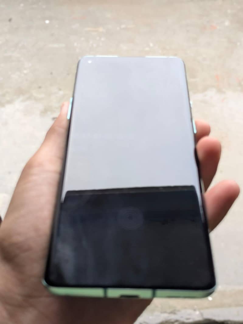 One Plus 8 Pro 4
