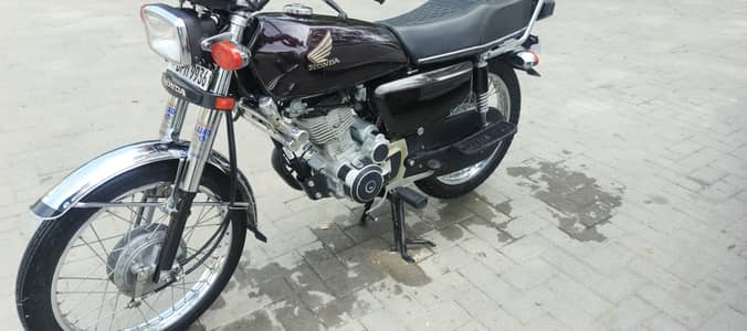 CG125 Self start neat and clean