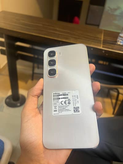 Infinix Hot 60 Pro