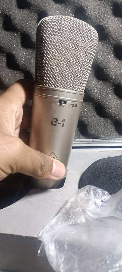 B1 Phantom Studio Mic professional