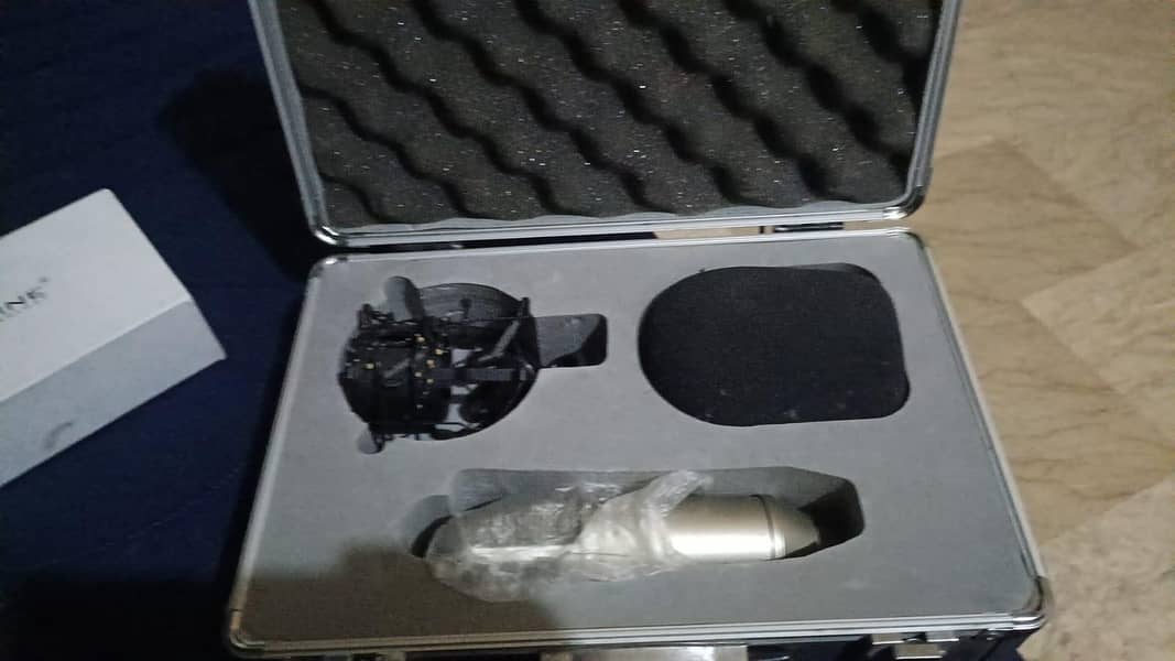 B1 Phantom Studio Mic professional 3