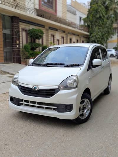 Toyota Pixis Epoch 2014