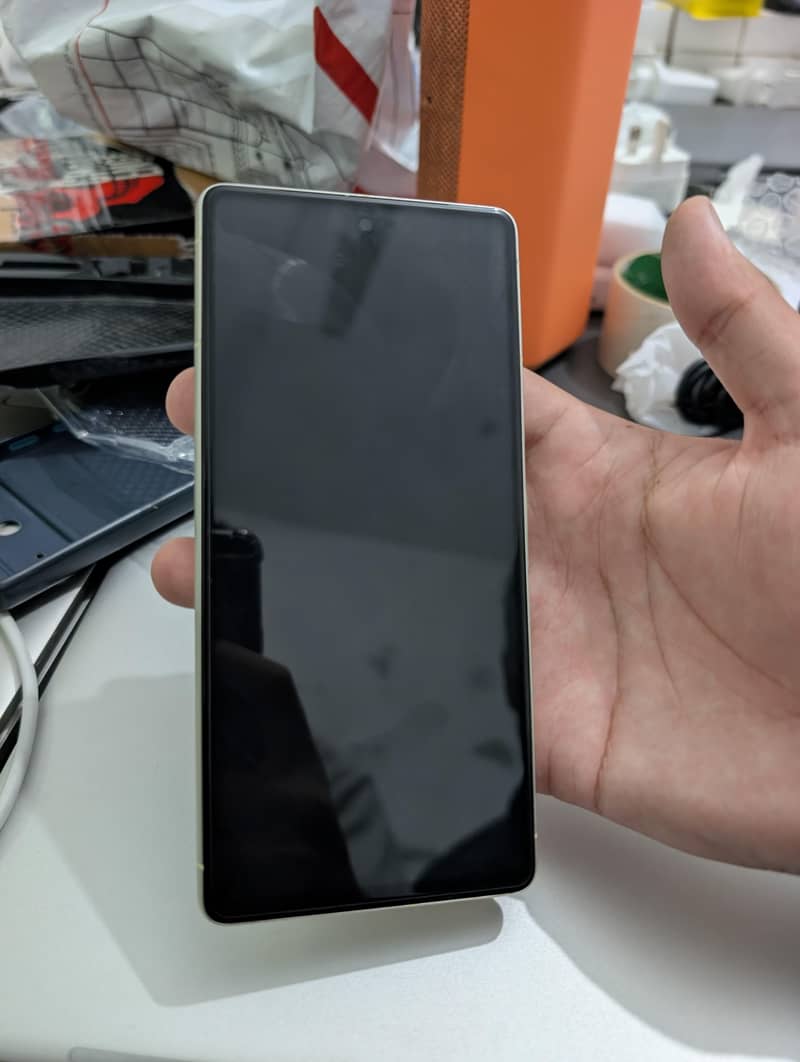 Google Pixel 7 6