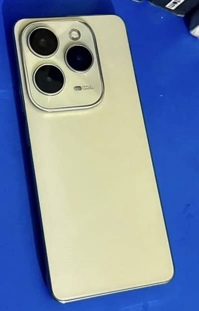 Infinix Hot 40