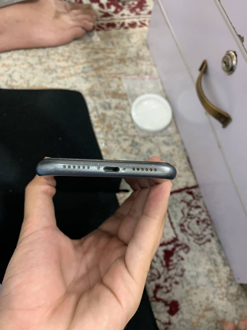 Apple iPhone 11 2
