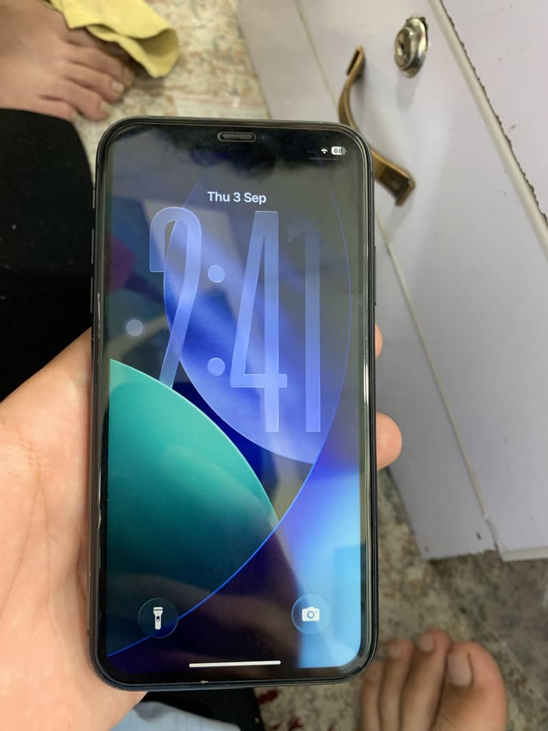 Apple iPhone 11 6